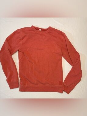 Women’s Crewneck Sweater in Brick Red